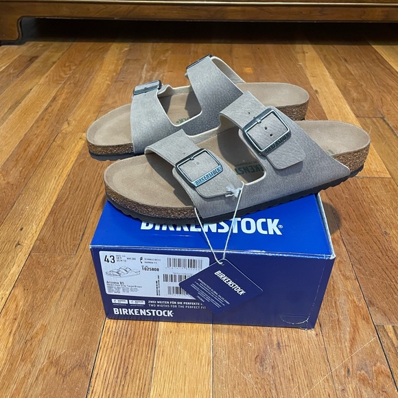 Birkenstock Other - NWT-Birkenstock Men’s ArizonaSandals-Size 10-TaupeBrown-New!